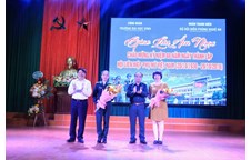 Công đoàn Trường Đại học Vinh và Đoàn Thanh niên Bộ đội Biên phòng Nghệ An giao lưu văn nghệ chào mừng kỷ niệm 88 năm ngày thành lập Hội Liên hiệp phụ nữ Việt Nam